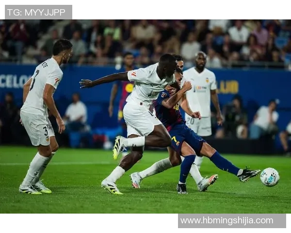 北京国安迎战巴塞罗那队展现中西足球文化的激情碰撞