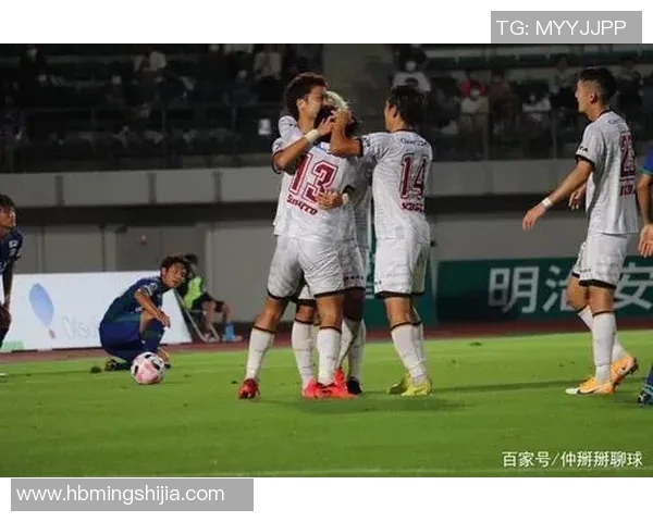 琉球队与金泽塞维根的激烈对决展现足球魅力与团队精神